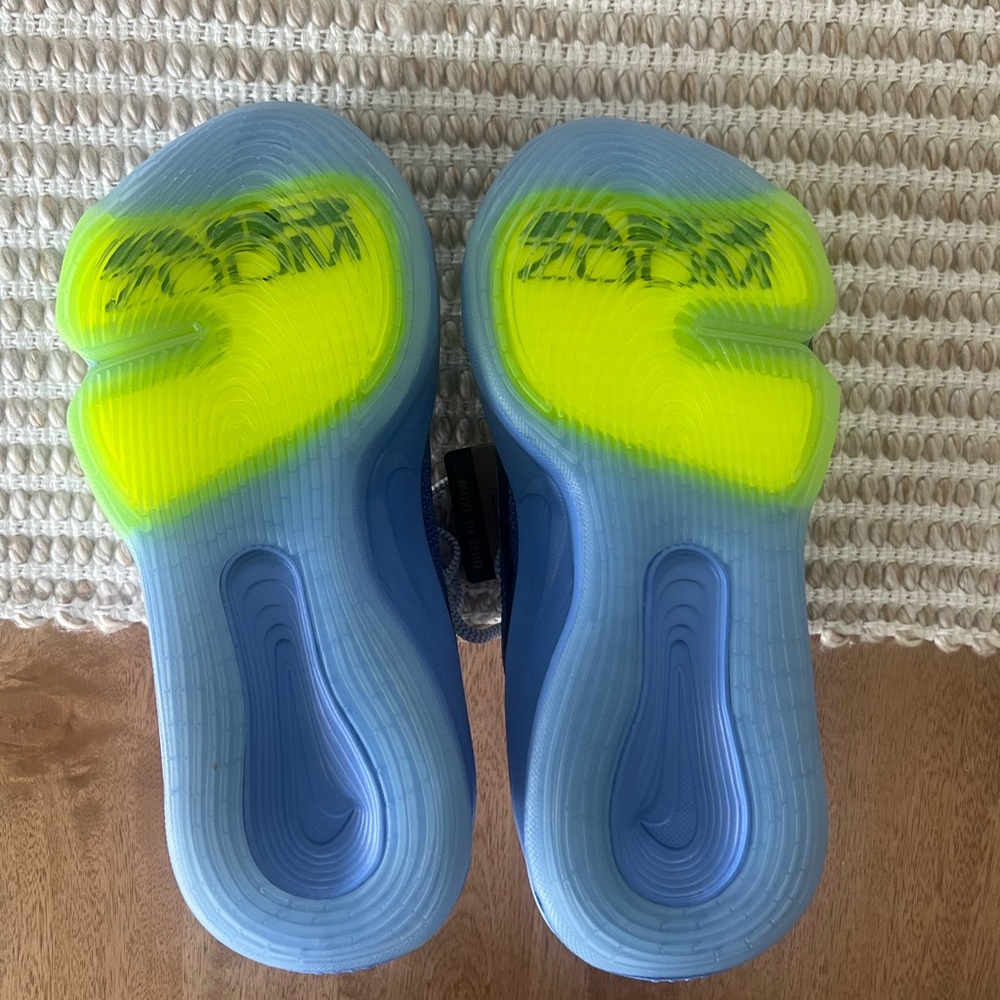 Nike Air Zoom GT Hustle 3 EP Basketball Shoes - Picture 5 of 9